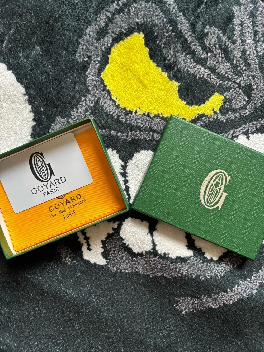 Goyard yellow  Cleaning Cloth with White Logo Card in Green Box